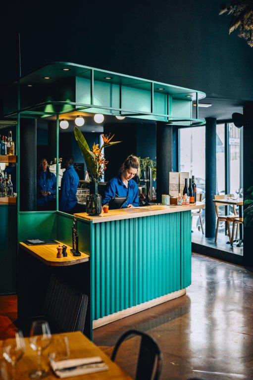 Participer au mouvement du Restaurant le République
