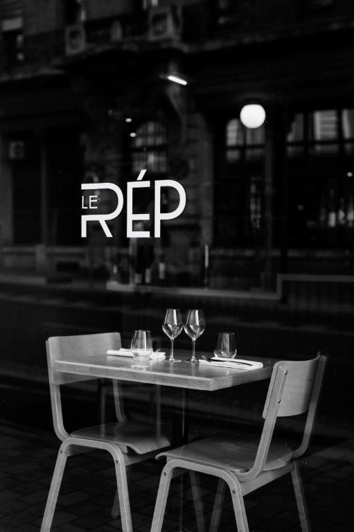 devanture restaurant le République
